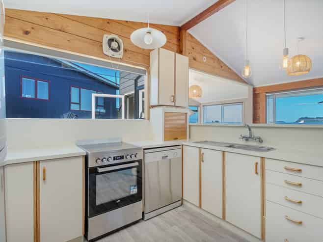 3 Puketitiro Place, Whitianga