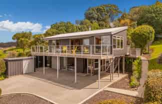 3 Puketitiro Place, Whitianga