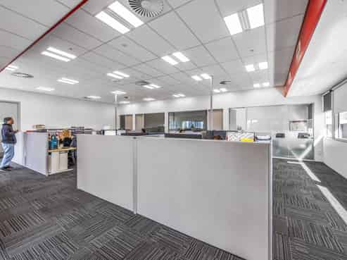 Premier Mt Wellington industrial investment