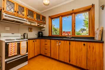 22 Clifton Terrace, West End