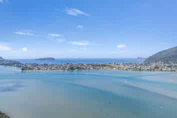 2 Aldermen Lane, Tairua