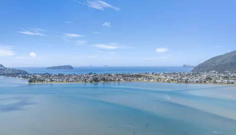 2 Aldermen Lane, Tairua