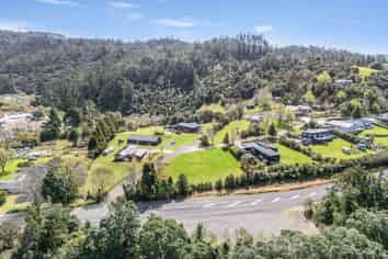 2 Aldermen Lane, Tairua