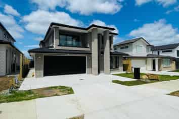 16 Yulia Road, Flat Bush