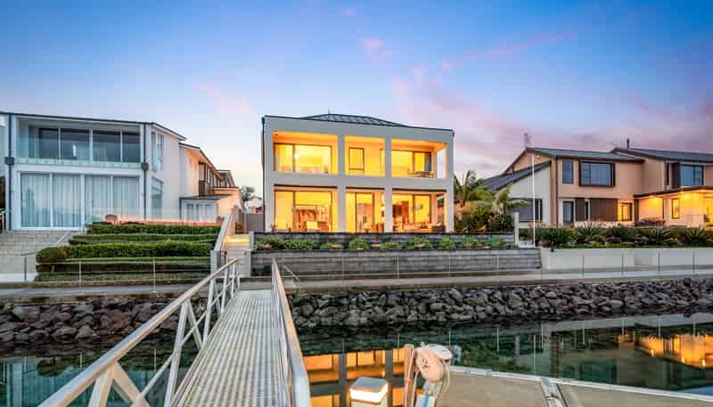 36 Rue D'Amarres, Gulf Harbour