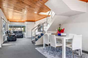 130A Malfroy Road, Glenholme