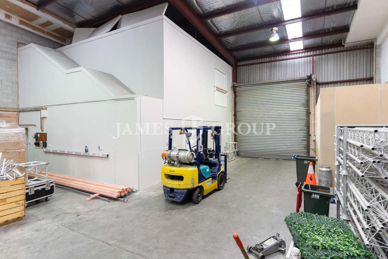 Functional Space in Central Industrial Hub - Ansicht 4