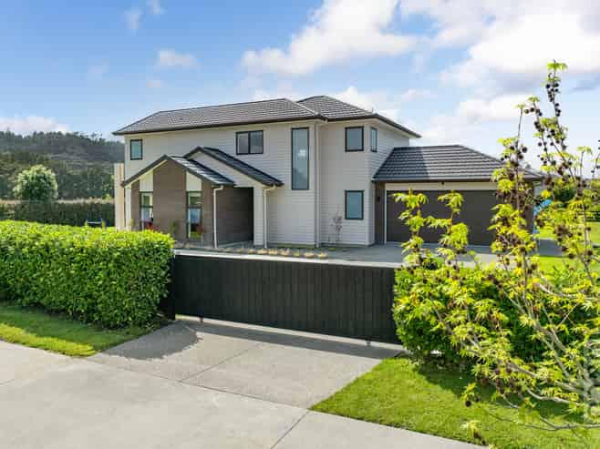 30 Robert Might Road, Huapai