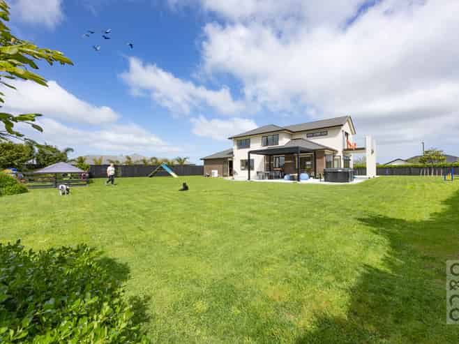30 Robert Might Road, Huapai