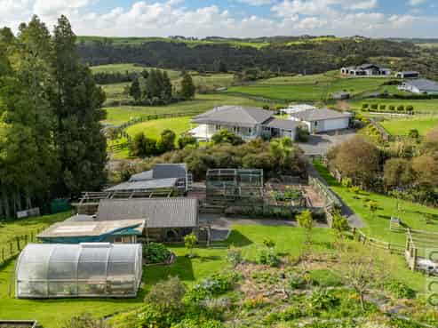 93 Alf Access Road, Helensville