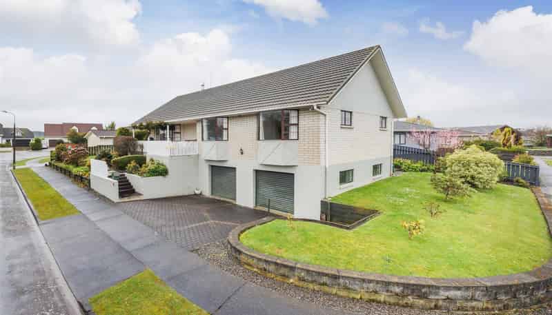  17 Tennent Court, Marton