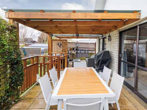  17 Tennent Court, Marton