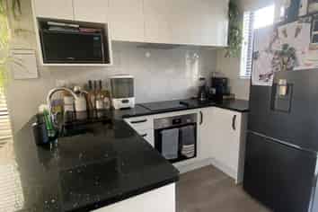 11/36 Westgate Drive, Westgate