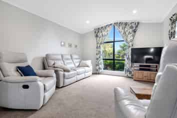 2 Saxon Woods Drive, Rototuna