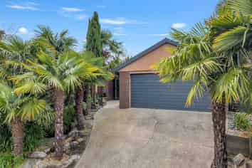 2 Saxon Woods Drive, Rototuna