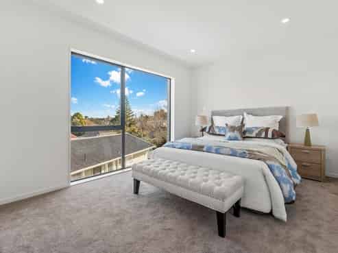 12B Angelo Avenue, Howick