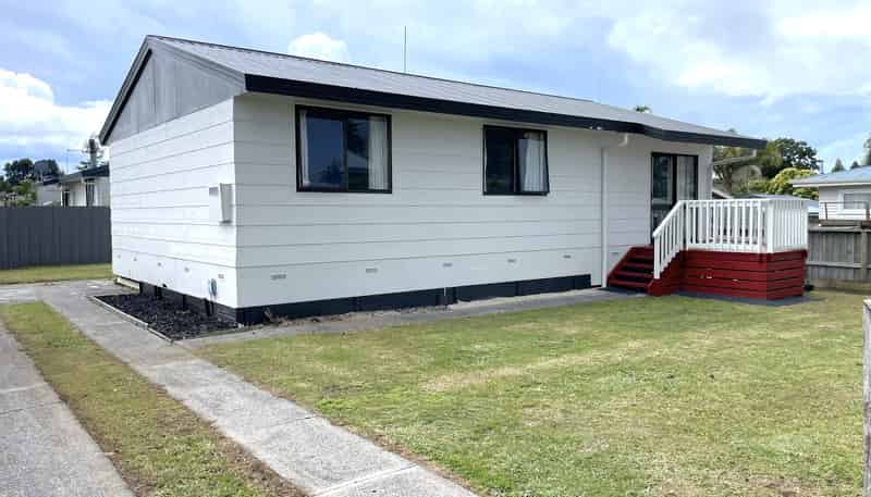 90B Tawa Street, Melville