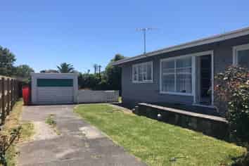 3/3 Martin Road, Manurewa