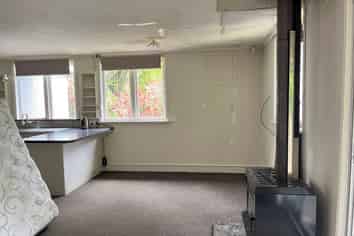 250 Cambridge Road, Bethlehem