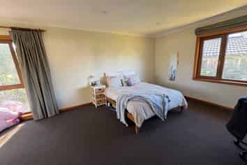 2 Hadlow Place, Burnside