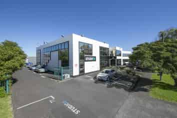 Modern Penrose Office | 122 m2