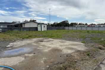 138-140 Kew Road , Kew