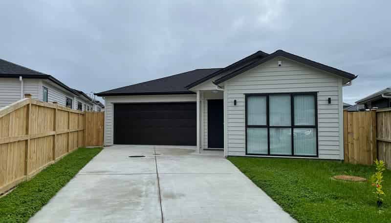 3 Moemoea Avenue, Kumeu