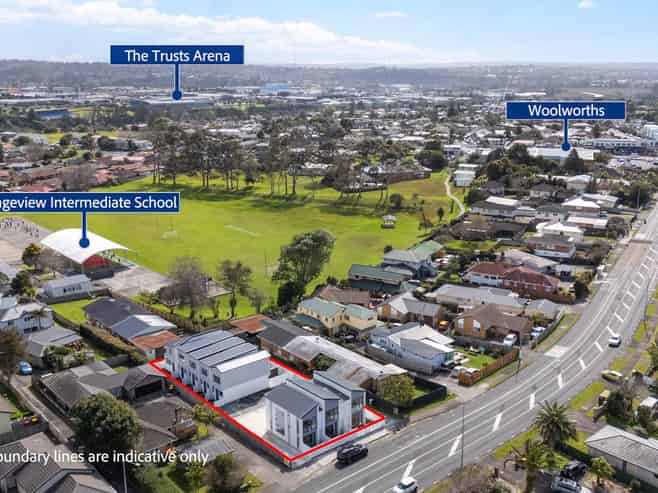 234 (x6 Lo Te Atatu Road, Te Atatu South