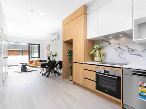 234-3,4,5, Te Atatu Road, Te Atatu South