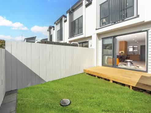 234-3,4,5, Te Atatu Road, Te Atatu South