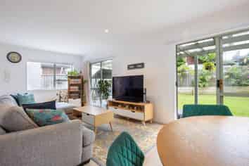 37F Brookfield Avenue, Onehunga