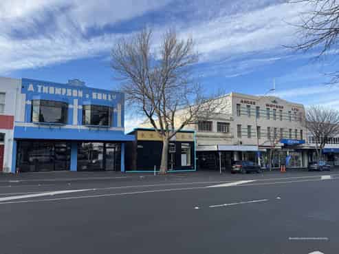 New Owner - Ready To Renovate - Lease Now