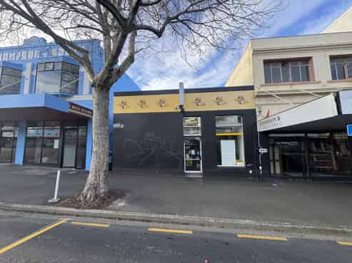 New Owner - Ready To Renovate - Lease Now