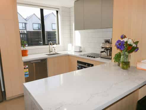 A/18 Tory Street, Petone