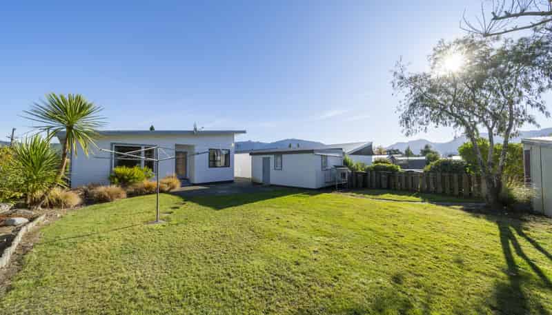 16 Bligh Street, Te Anau