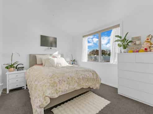 73 Helen Jenepher Lane, Mount Wellington