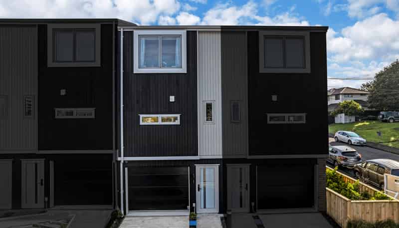 73 Helen Jenepher Lane, Mount Wellington