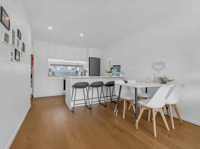 73 Helen Jenepher Lane, Mount Wellington