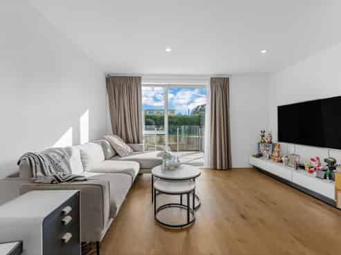 73 Helen Jenepher Lane, Mount Wellington