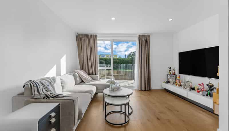 73 Helen Jenepher Lane, Mount Wellington