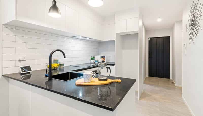 14 Mataara Lane, Manurewa