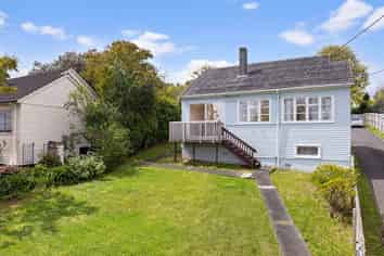 24 Hadfield Avenue, Waterview