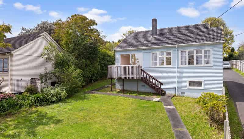 24 Hadfield Avenue, Waterview