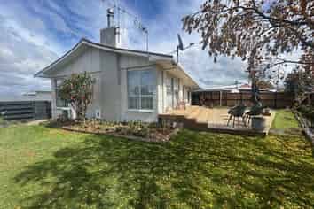 30 Dewe Avenue, Feilding