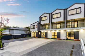 16 St Catherine Crescent, West Harbour