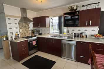 68 Newington Road, Henderson