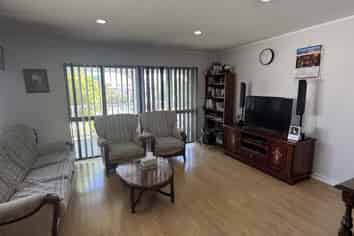68 Newington Road, Henderson