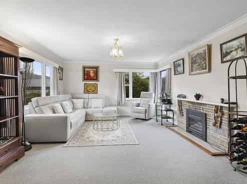 63 Redwood Avenue, Tawa