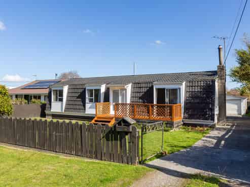 10 Bell Street, Featherston
