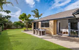 9 Carrington Drive, Papamoa